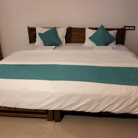 شقة Devi Kripa Residency فاركَالا المظهر الخارجي الصورة